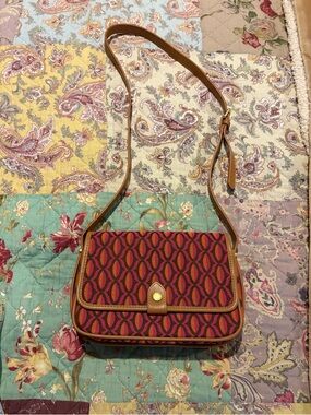 BODEN Stylish Pink Patterned Crossbody Bag with Tan Trim